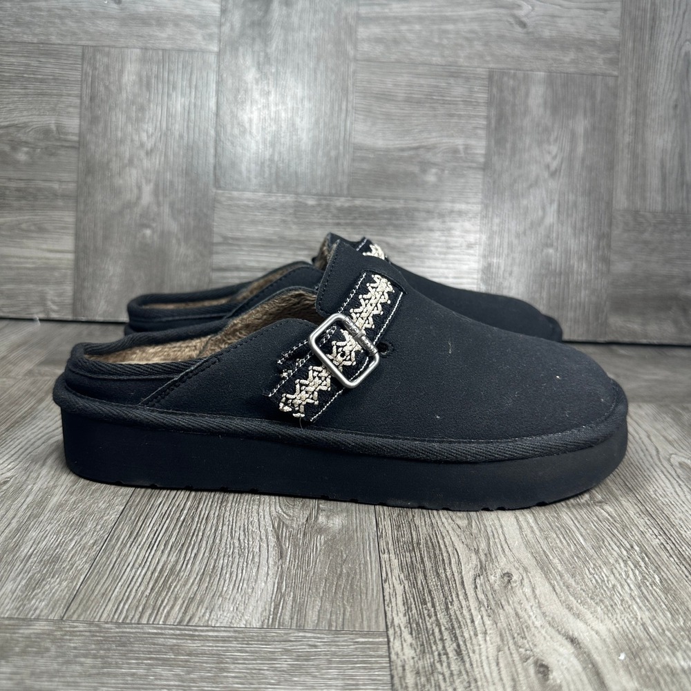 Blowfish Malibu Womens Platform Clogs Size 7 Black Faux Fur Lined Slip On NEW
